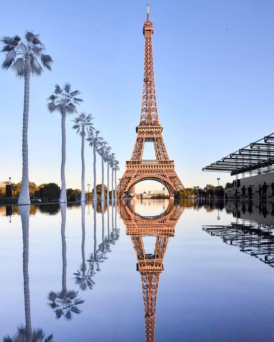 França comemora 130 anos da Torre Eiffel com música, jogos e teatro