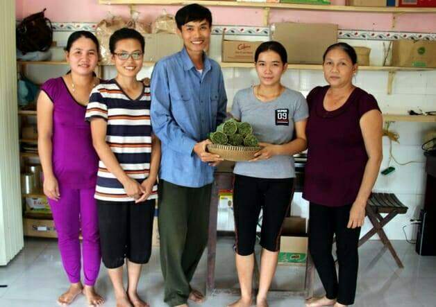 Empresa do Vietnã cria canudo biodegradável feito a partir do capim