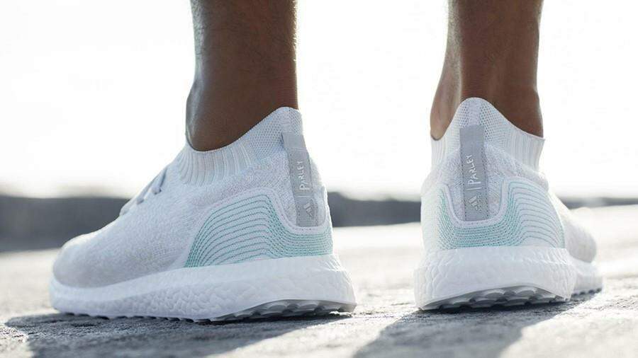 Adidas produzirá tênis com plástico retirado dos oceanos