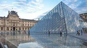 Morre aos 102 anos, I.M.P, arquiteto criador da pirâmide do Louvre