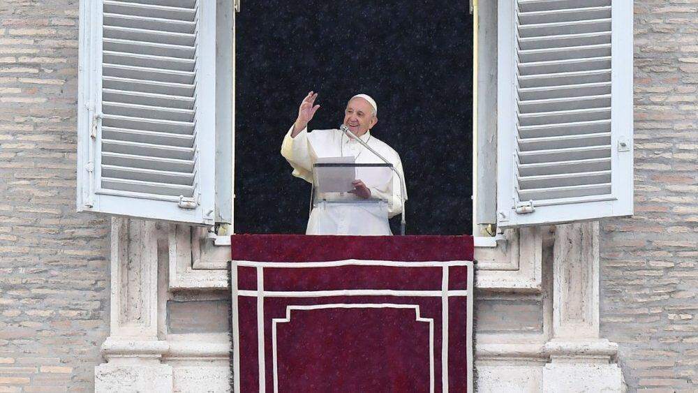 Papa nomeia mulheres para cargos-chave no Vaticano pela primeira vez