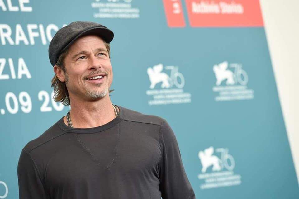 Brad Pitt prestigia Festival de Cinema de Veneza