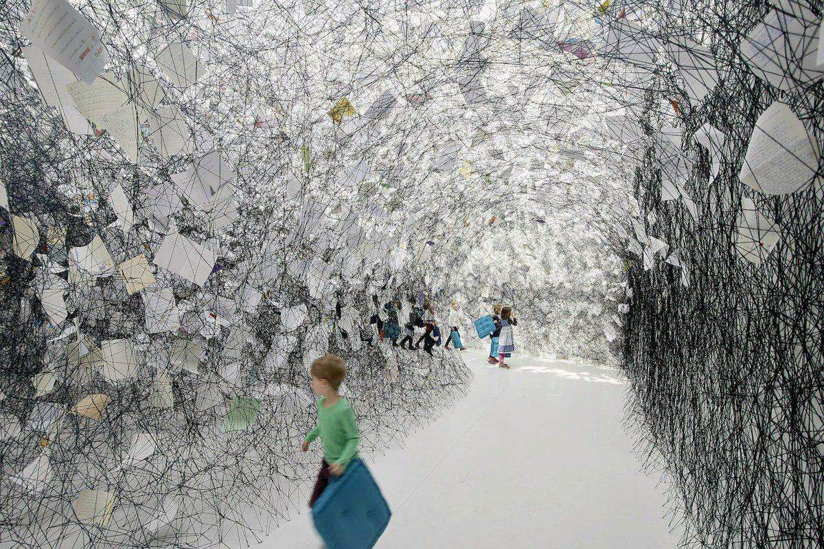 Thread Arte de Chiharu Shiota