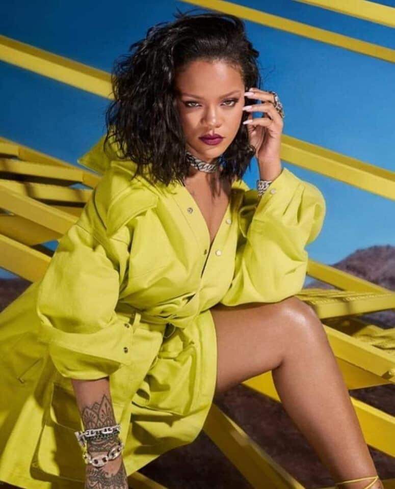 Fenty Beauty de Rihanna lança nova base hidratante em 50 tons