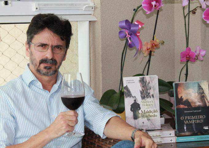 Chá Acadêmico da Academia de Letras aborda literatura do vinho