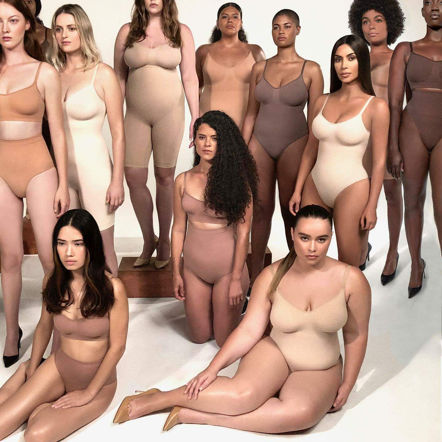 Kim Kardashian quebra internet ao lançar marca de shapewear com tamanhos até o 5XL