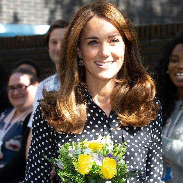 Kate Middleton sai em apoio aos pais de primeira viagem