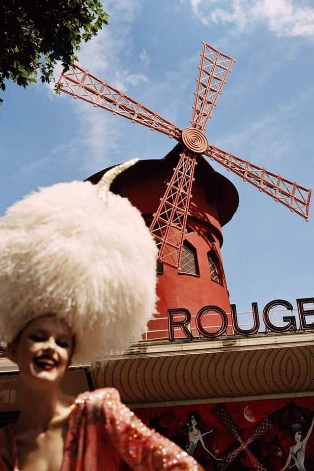 O Moulin Rouge comemora seu aniversário de 130 anos