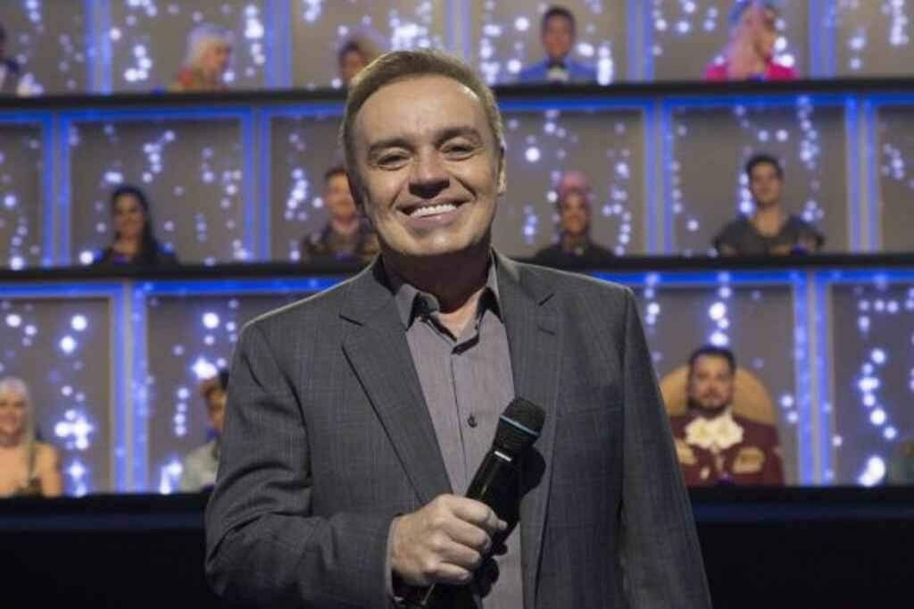 A Record, emissora que exibe o reality show "Canta Comigo", comandado pelo apresentador Gugu Liberato, esclareceu dúvidas dos fãs sobre como continuará a programação do programa