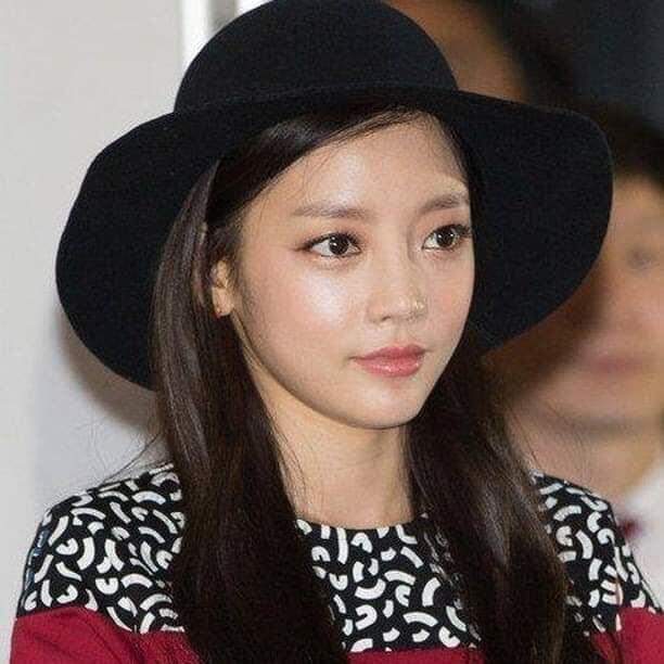 Estrela de K-pop Goo Hara é encontrada morta aos 28 anos.