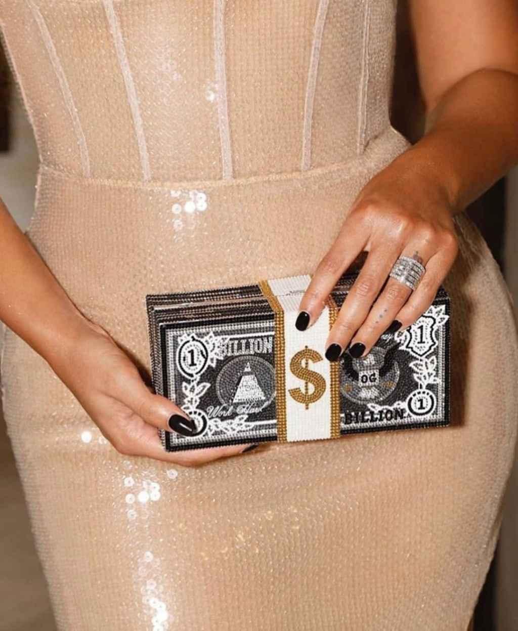 Beyoncé e Jay-Z enviam relógios de R$ 140 mil como convites para evento de gala