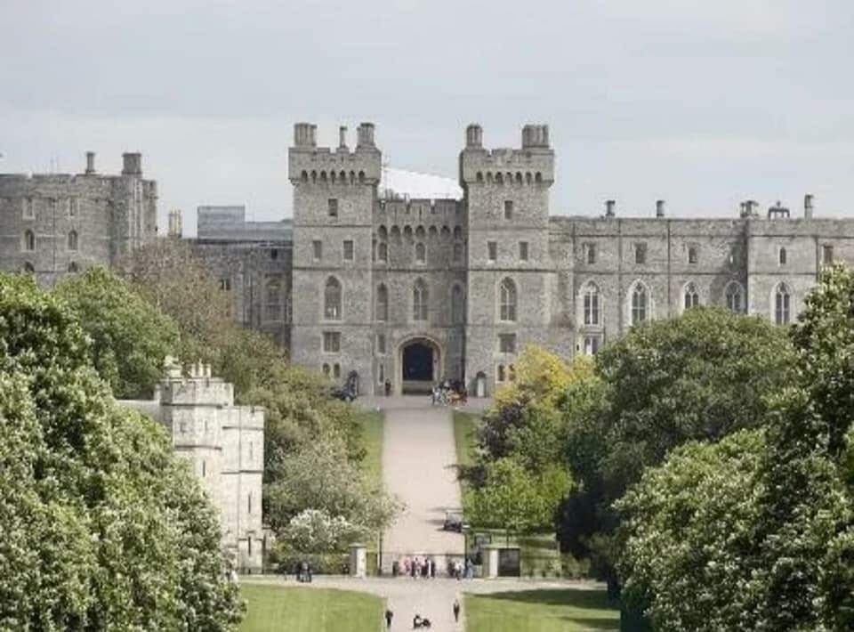 A realeza está a procura de um faxineiro para trabalhar no Castelo de Windsor.