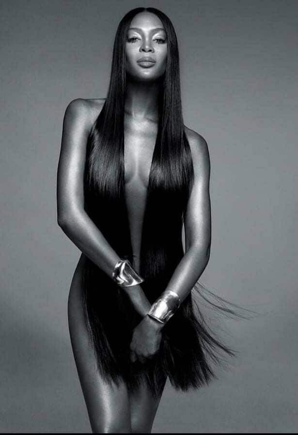 Naomi Campbell , "neta honorária” de Nelson Mandela , faz 50 anos