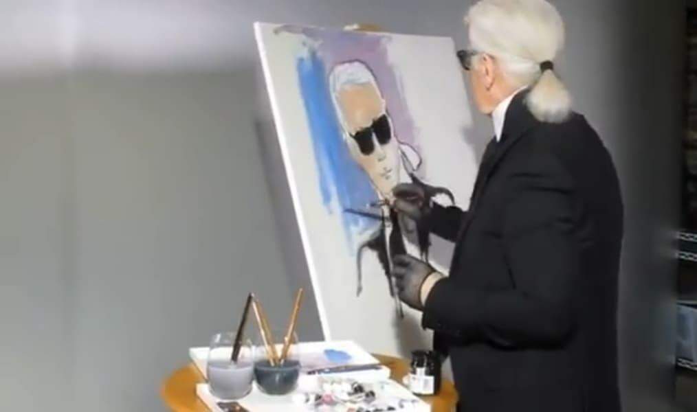 Um auto-retrato de Karl Lagerfeld feito para "Madame Figaro" foi vendido por 17.980 euros em leilão.
