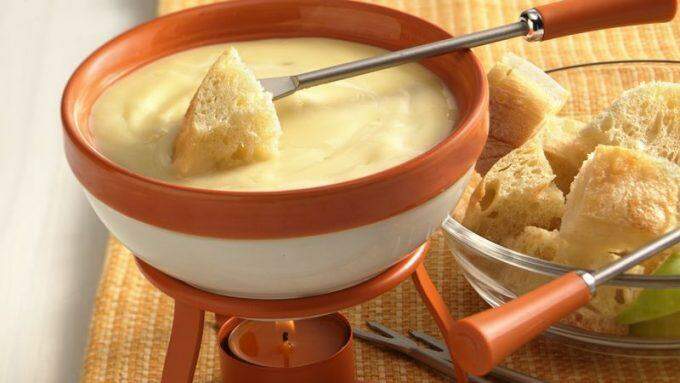 Fondue: a delícia perfeita para o frio e que pode ser doce ou salgada