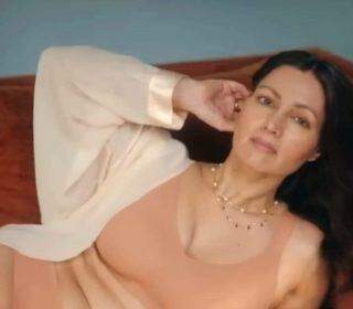 'Age Doesn’t Matter', marca destaca mulheres com + de 50 anos de lingerie, em campanha.