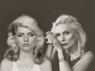 Debbie Harry, ícone absoluto do Blondie, fez 75 anos.