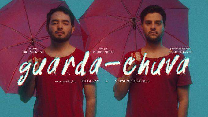 Duogram lança clipe com guarda-chuva voador nos céus de Campo Grande