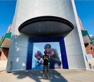 Disney inaugura mural com homenagem à Chadwick Boseman