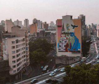 São Paulo ganha mural com tinta purificadora que equivale a 750 árvores