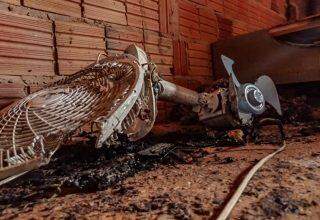 Vizinho tira colchão em chamas e salva família de ter casa destruída pelo fogo no Tarumã