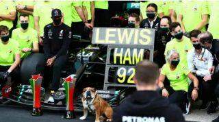 Lewis Hamilton vence e se torna recordista absoluto de vitórias na Fórmula 1