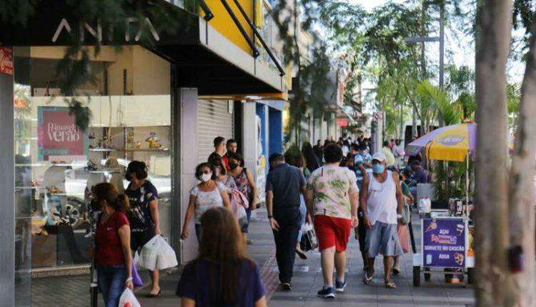 VÍDEO: Revitalizada há 1 ano, 14 de Julho é esperança de boas vendas e atração turística em Campo Grande