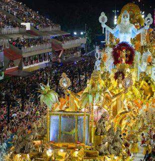 Desfiles das escolas de samba no Rio de Janeiro serão em julho.