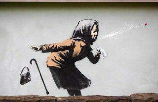 Banksy revela novo mural em Bristol, Inglaterra.