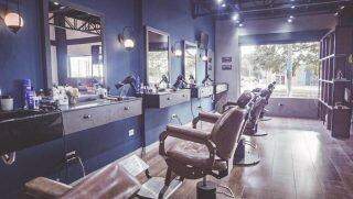 Em Campo Grande, barbearias fogem do modelo 'machão' para conquistar público mais diverso
