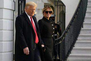 Melania Trump usa preto ao despedir-se da Casa Branca
