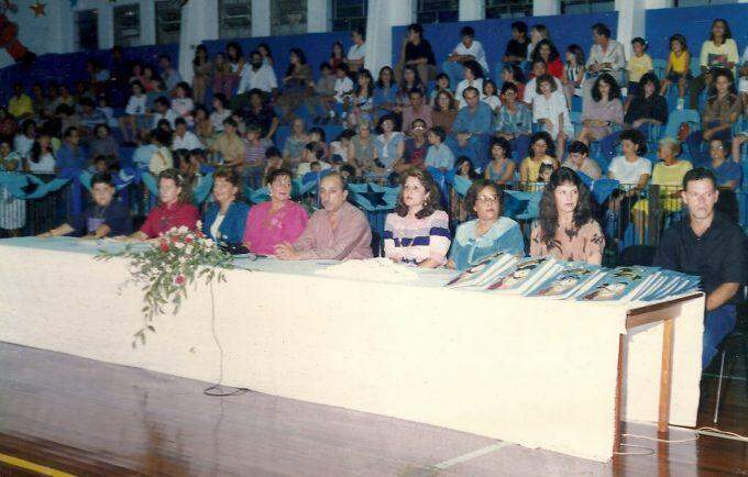 Professores lançam livro em comemoração aos 50 anos da Mace em evento online