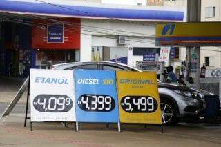 Mesmo com novo reajuste, gasolina ainda pode ser encontrada por R$ 5,25 em Campo Grande