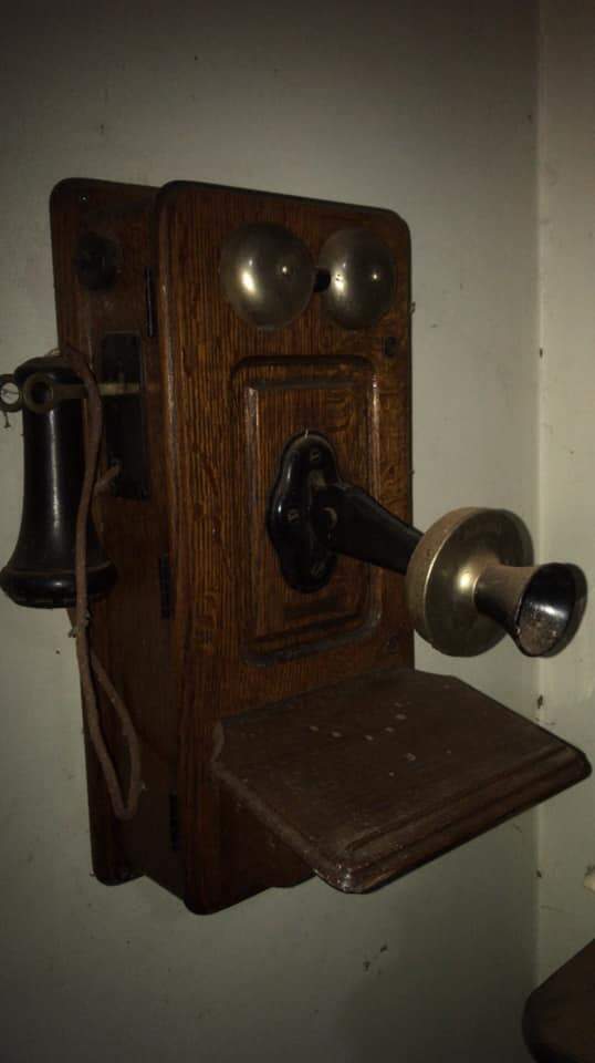 Segundo Beto, este é o primeiro telefone de Campo Grande (Foto: Arquivo Pessoal)