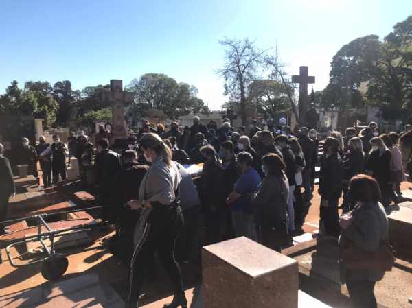 sepultamento name - Com reforço policial e mais de 150 pessoas, Jamil Name é sepultado em Campo Grande