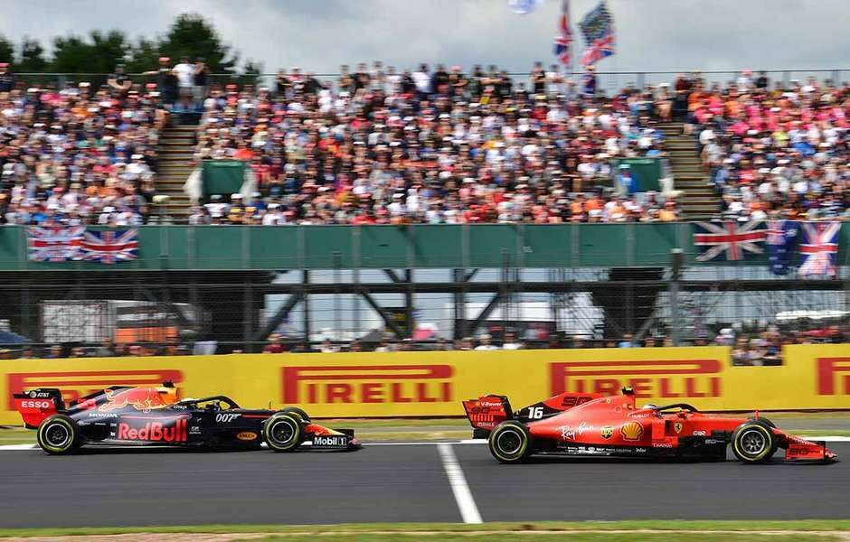 Leclerc festeja pole na Itália e prevê ele e Vettel ‘mais rápidos do que em Spa’