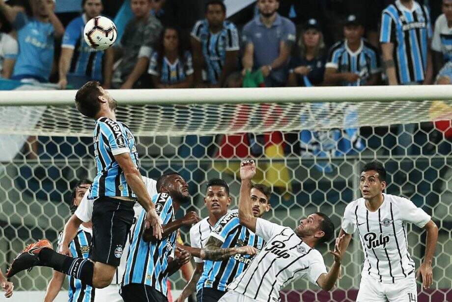 Grêmio é derrotado pelo Libertad e se complica na Libertadores