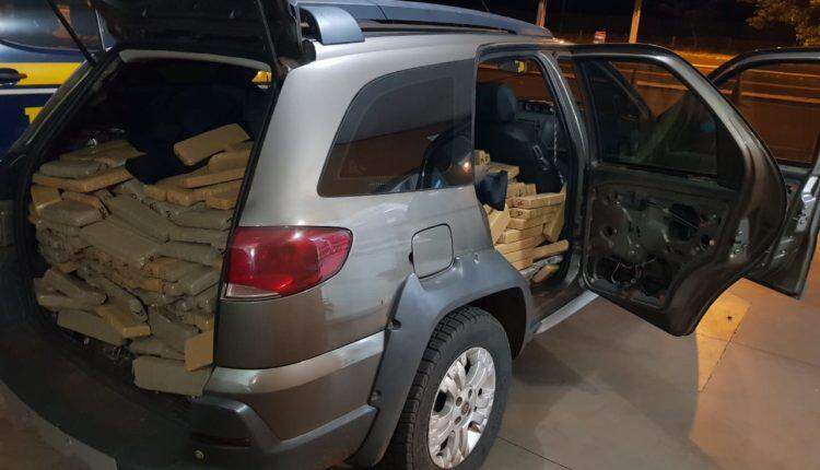 Polícia Civil segue à procura de traficante que abandonou carro com 528 kg de maconha