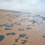 Manchas de óleo voltam a aparecer no litoral do Ceará