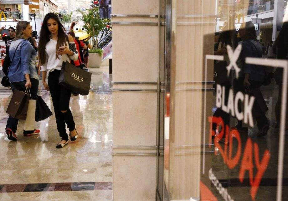 ‘Black Fraude’? Estratégia de venda não convence e consumidores ficam insatisfeitos