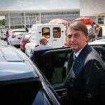 “O arroz tá muito caro, Bolsonaro”, diz mulher durante passeio do presidente