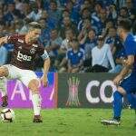 Jorge Jesus erra, Diego se machuca e Flamengo perde por 2 a 0 para o Emelec