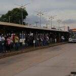 Passageiros enfrentam coronavírus com lotação nos ônibus em Campo Grande