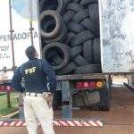Carga com mais de 2,7 mil pneus contrabandeados é apreendida em MS