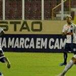 Com técnico novo, Confiança vence o Guarani e sobe na tabela da Série B