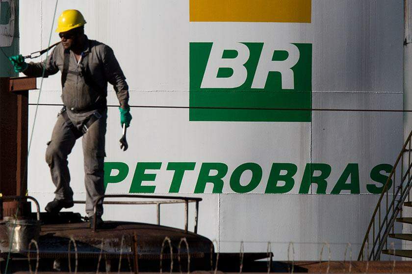 Petroleiros que trabalham na Petrobrás anunciam greve a partir da próxima quarta-feira