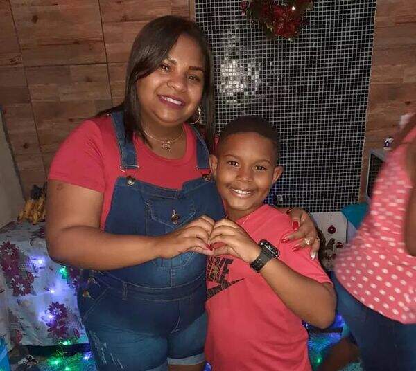 Morre menino de 8 anos atingido por bala perdida no Rio de Janeiro