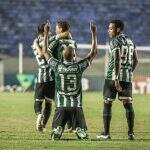 Coritiba vence o Londrina na Série B em jogo marcado por protestos antirracistas