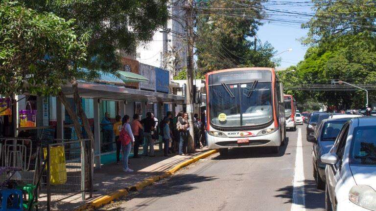 Ônibus a R$ 4,10 pode gerar desemprego no comércio, avaliam lojistas