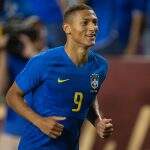 Reformulada, Seleção goleia fraco El Salvador com dois de Richarlison
